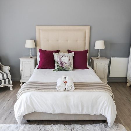 Namaste Spacious Studio Apartment Langebaan Extérieur photo