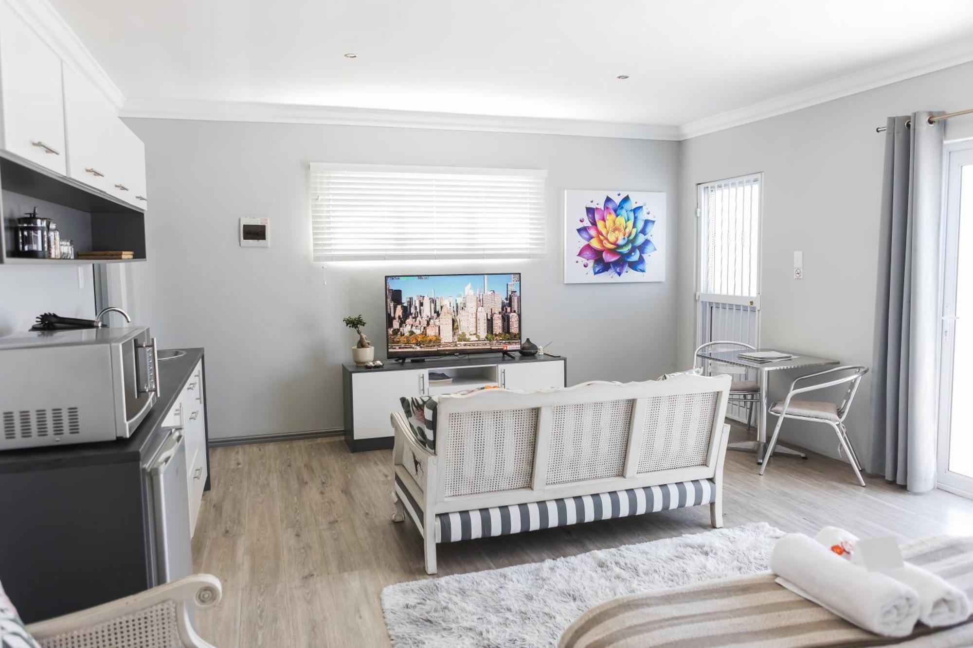 Namaste Spacious Studio Apartment Langebaan Extérieur photo