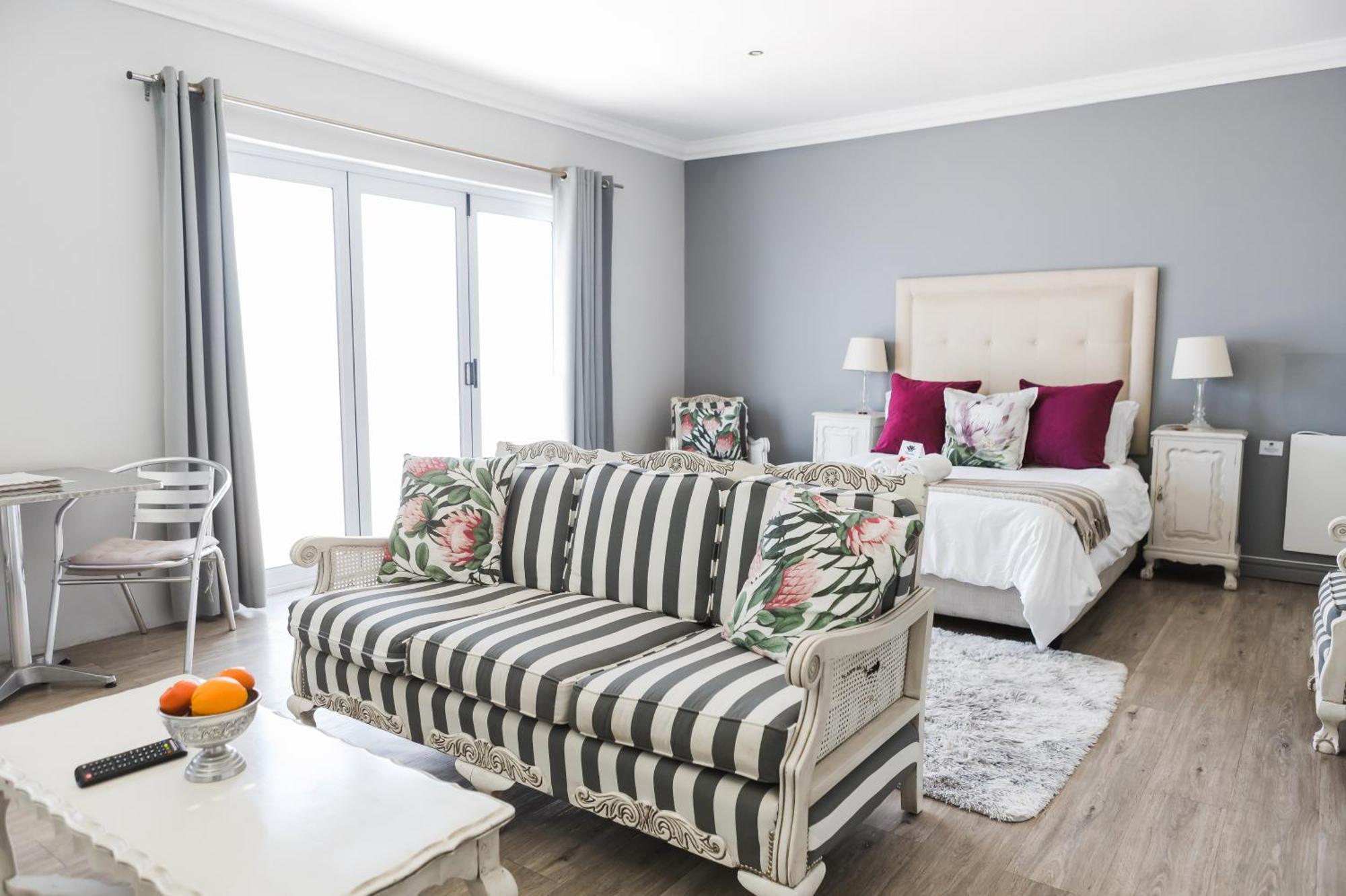 Namaste Spacious Studio Apartment Langebaan Extérieur photo